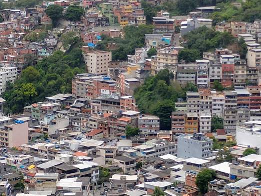 A view of a city

Description automatically generated